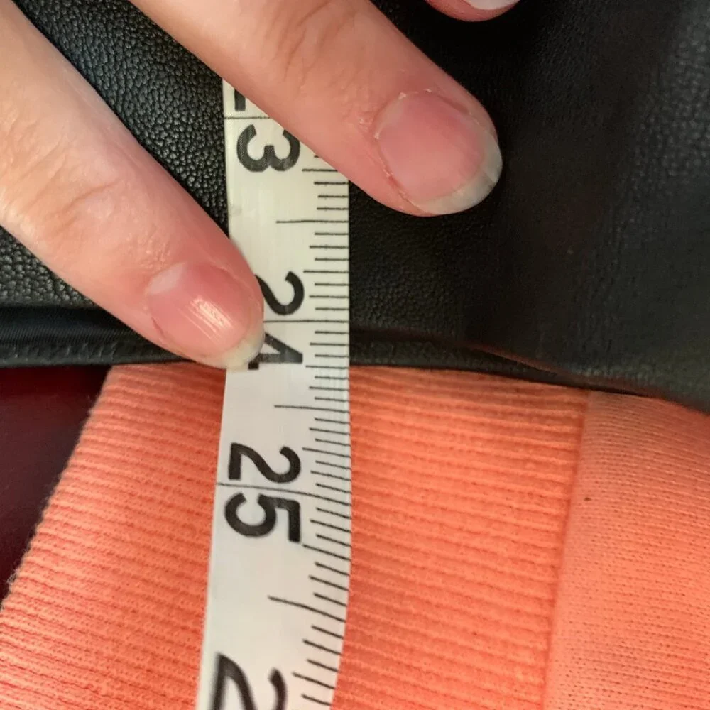 Hugo Boss Black Lambskin Leather Pencil Skirt Womens Size 4 - Picture 7 of 12